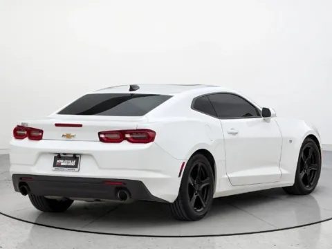 Another view of 2022 Chevrolet Camaro 1LT for sale in Noblesville, IN at Noblesville Imports