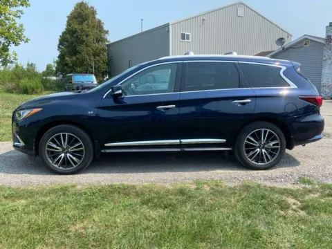 Photos of 2020 INFINITI QX60 Signature Edition for sale in Noblesville, IN at Noblesville Imports