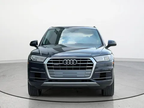 More photos of 2019 Audi Q5 2.0T Premium at Noblesville Imports, IN