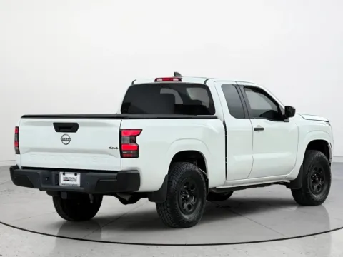 Photos of 2022 Nissan Frontier S for sale in Noblesville, IN at Noblesville Imports