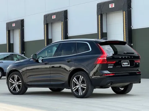 Photos of 2019 Volvo XC60 T6 Momentum for sale in Noblesville, IN at Noblesville Imports