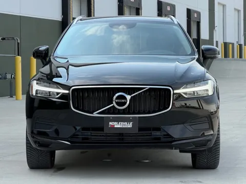 More photos of 2019 Volvo XC60 T6 Momentum at Noblesville Imports, IN