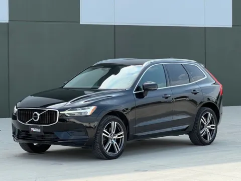Black 2019 Volvo XC60 T6 Momentum for sale in Noblesville, IN