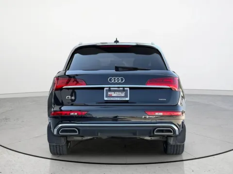 More photos of 2021 Audi Q5 e 55 Prestige at Noblesville Imports, IN