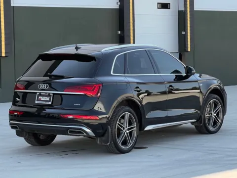Photos of 2021 Audi Q5 e 55 Prestige for sale in Noblesville, IN at Noblesville Imports