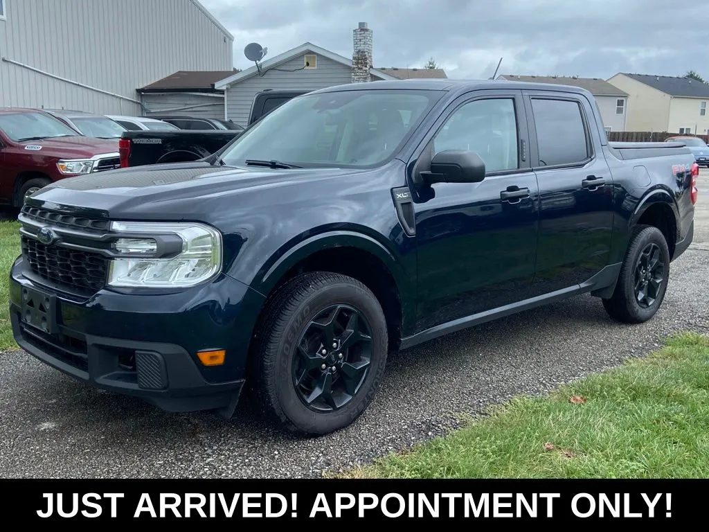 Blue 2023 Ford Maverick XLT for sale in Noblesville, IN