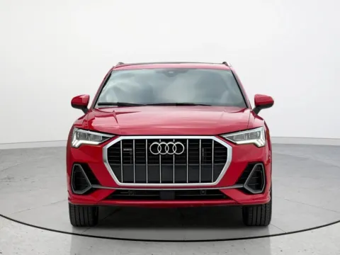 More photos of 2022 Audi Q3 Premium Plus at Noblesville Imports, IN