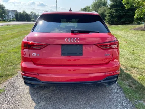 More photos of 2022 Audi Q3 Premium Plus at Noblesville Imports, IN