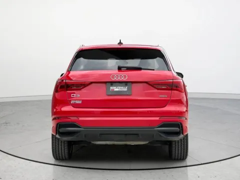 More photos of 2022 Audi Q3 Premium Plus at Noblesville Imports, IN