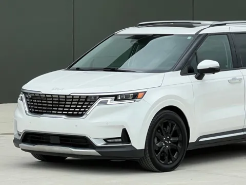 Photos of 2022 Kia Carnival SX Prestige for sale in Noblesville, IN at Noblesville Imports