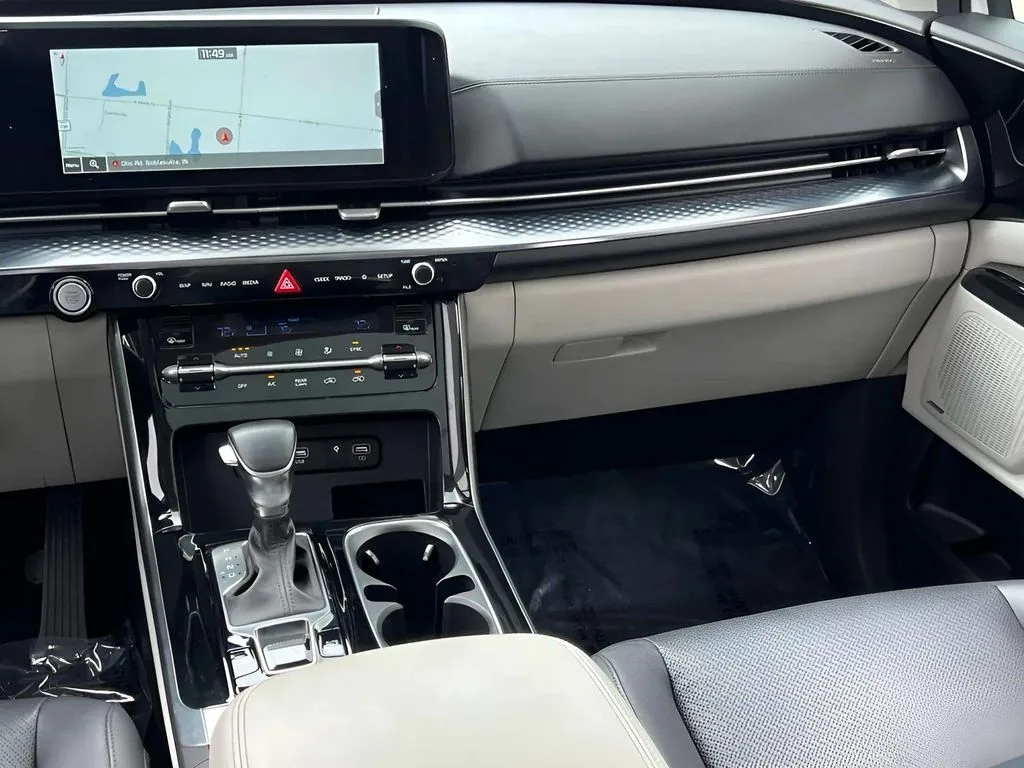 2022 Kia Carnival SX Prestige - Photo 21