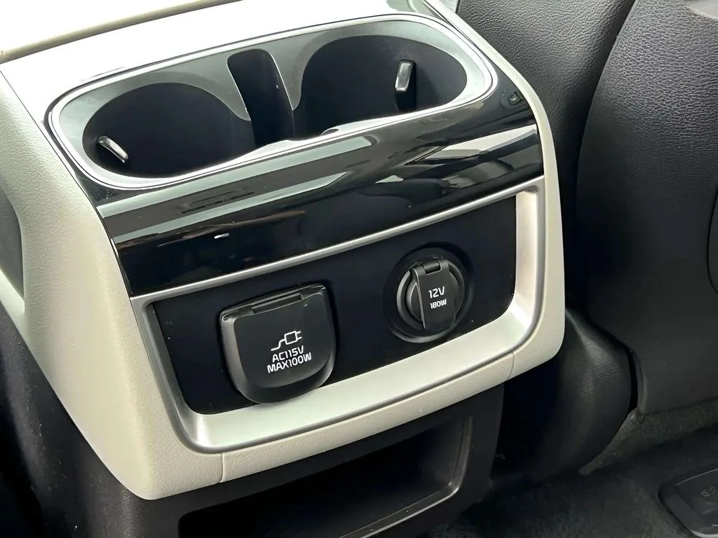 2022 Kia Carnival SX Prestige - Photo 25