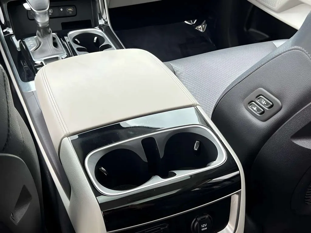 2022 Kia Carnival SX Prestige - Photo 27