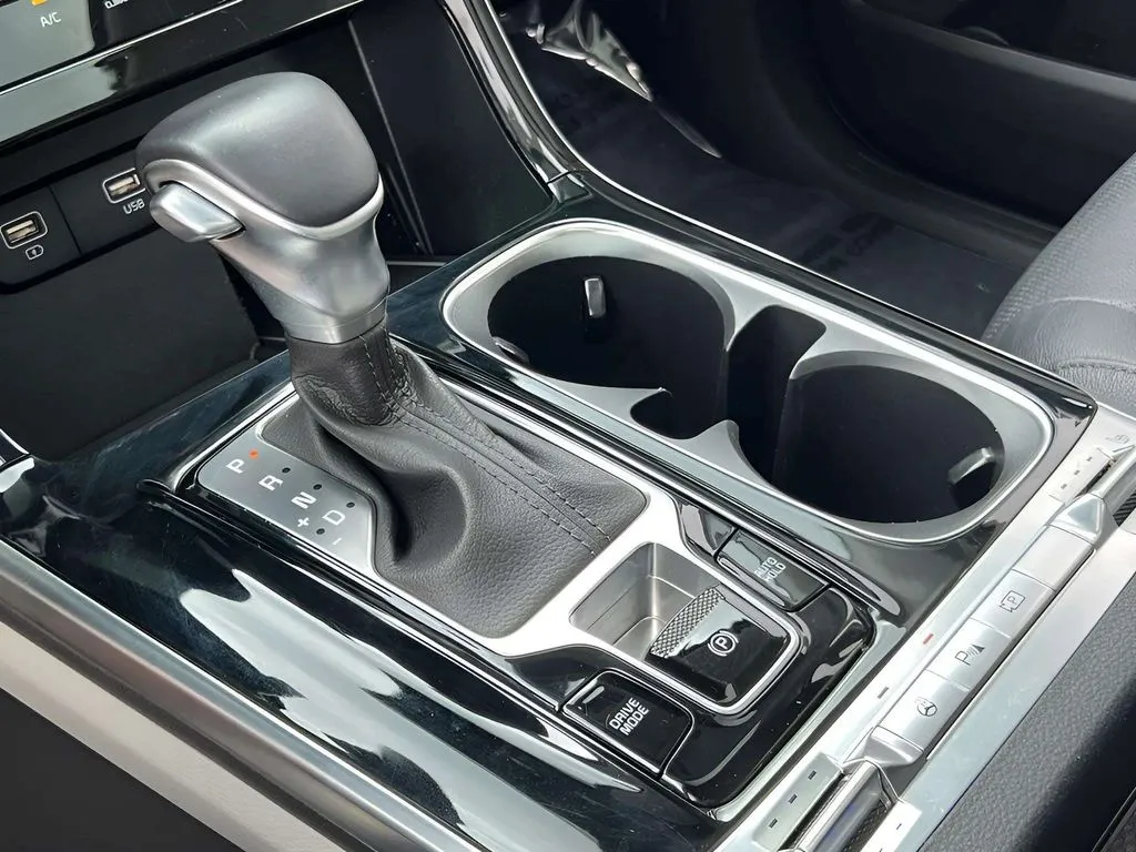 2022 Kia Carnival SX Prestige - Photo 6