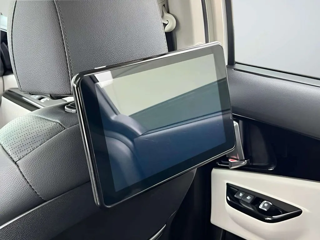 2022 Kia Carnival SX Prestige - Photo 24