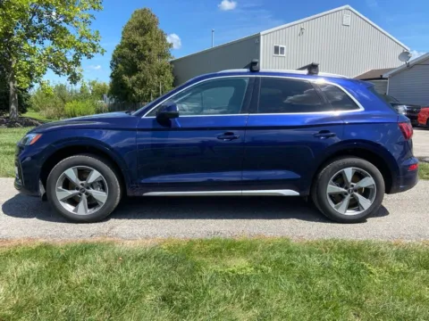 Photos of 2023 Audi Q5 40 Premium Plus for sale in Noblesville, IN at Noblesville Imports