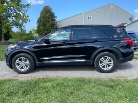 Photos of 2023 Ford Explorer XLT for sale in Noblesville, IN at Noblesville Imports