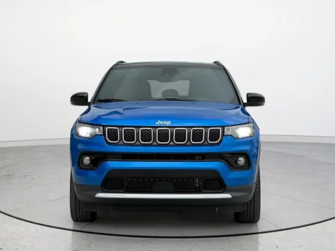More photos of 2023 Jeep Compass Limited at Noblesville Imports, IN
