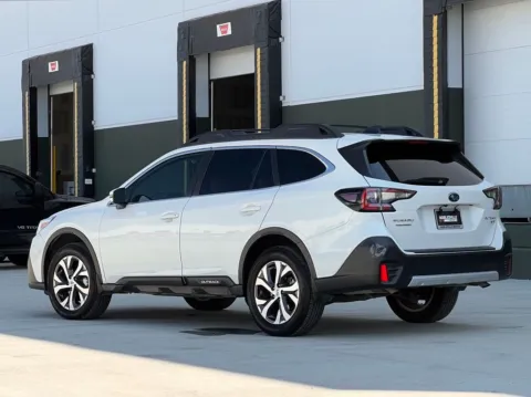 More photos of 2020 Subaru Outback Limited XT at Noblesville Imports, IN