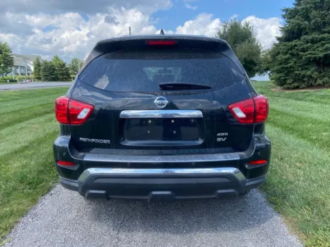 More photos of 2020 Nissan Pathfinder SV at Noblesville Imports, IN
