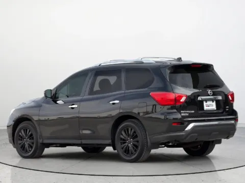 Photos of 2020 Nissan Pathfinder SV for sale in Noblesville, IN at Noblesville Imports