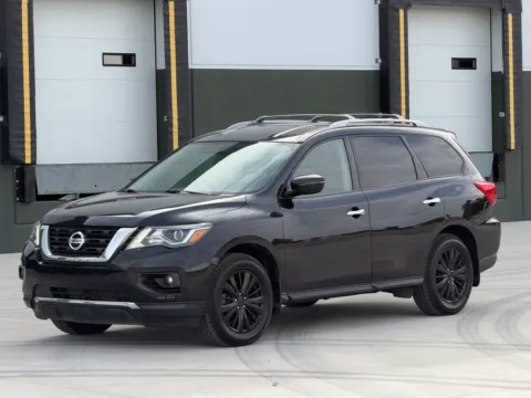 Black 2020 Nissan Pathfinder SV for sale in Noblesville, IN