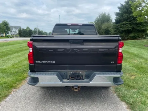 More photos of 2019 Chevrolet Silverado 1500 LT at Noblesville Imports, IN
