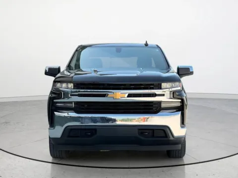 More photos of 2019 Chevrolet Silverado 1500 LT at Noblesville Imports, IN
