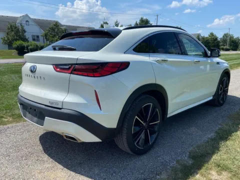 More photos of 2022 INFINITI QX55 SENSORY at Noblesville Imports, IN