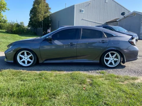 Photos of 2018 Honda Civic Si for sale in Noblesville, IN at Noblesville Imports