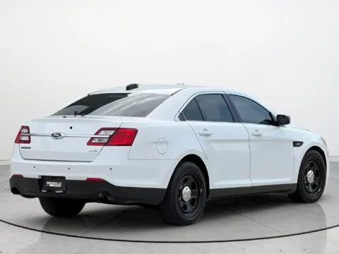 More photos of 2016 Ford Sedan Police Interceptor at Noblesville Imports, IN