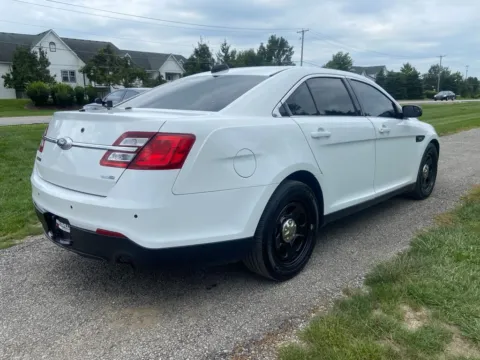 More photos of 2016 Ford Sedan Police Interceptor at Noblesville Imports, IN