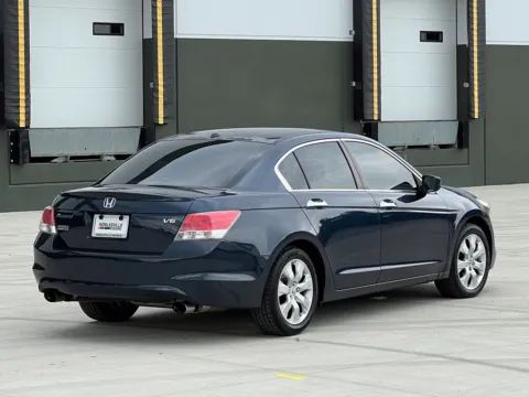 Photos of 2010 Honda Accord EX-L for sale in Noblesville, IN at Noblesville Imports