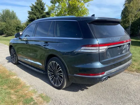 Another view of 2022 Lincoln Aviator Black Label for sale in Noblesville, IN at Noblesville Imports