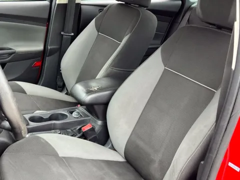 More photos of 2014 Ford Focus SE at Noblesville Imports, IN