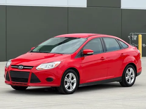 Red 2014 Ford Focus SE for sale in Noblesville, IN