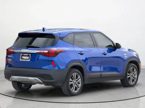Photos of 2023 Kia Seltos LX for sale in Noblesville, IN at Noblesville Imports