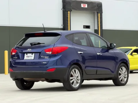 More photos of 2013 Hyundai Tucson Limited at Noblesville Imports, IN