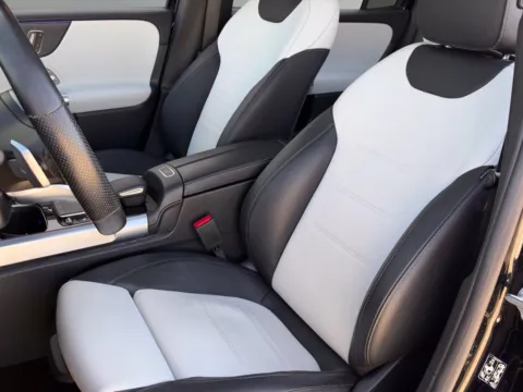 More photos of 2023 Mercedes-Benz GLB 250 at Noblesville Imports, IN