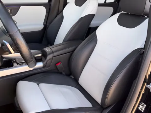More photos of 2023 Mercedes-Benz GLB 250 at Noblesville Imports, IN