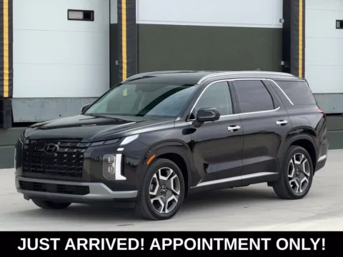 Black 2023 Hyundai Palisade SEL for sale in Noblesville, IN