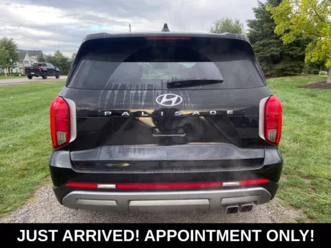 More photos of 2023 Hyundai Palisade SEL at Noblesville Imports, IN