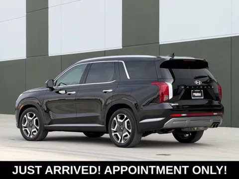 More photos of 2023 Hyundai Palisade SEL at Noblesville Imports, IN