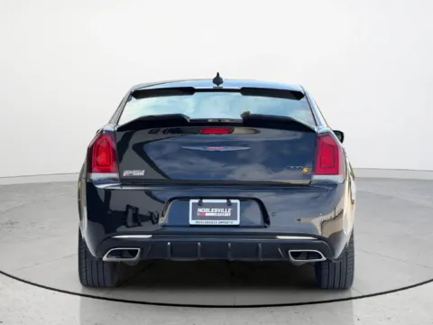 More photos of 2022 Chrysler 300 S at Noblesville Imports, IN