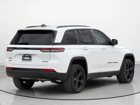 Photos of 2023 Jeep Grand Cherokee Limited for sale in Noblesville, IN at Noblesville Imports