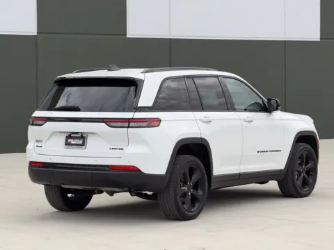 Photos of 2023 Jeep Grand Cherokee Limited for sale in Noblesville, IN at Noblesville Imports