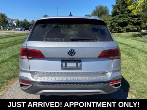 More photos of 2023 Volkswagen Taos 1.5T SE at Noblesville Imports, IN