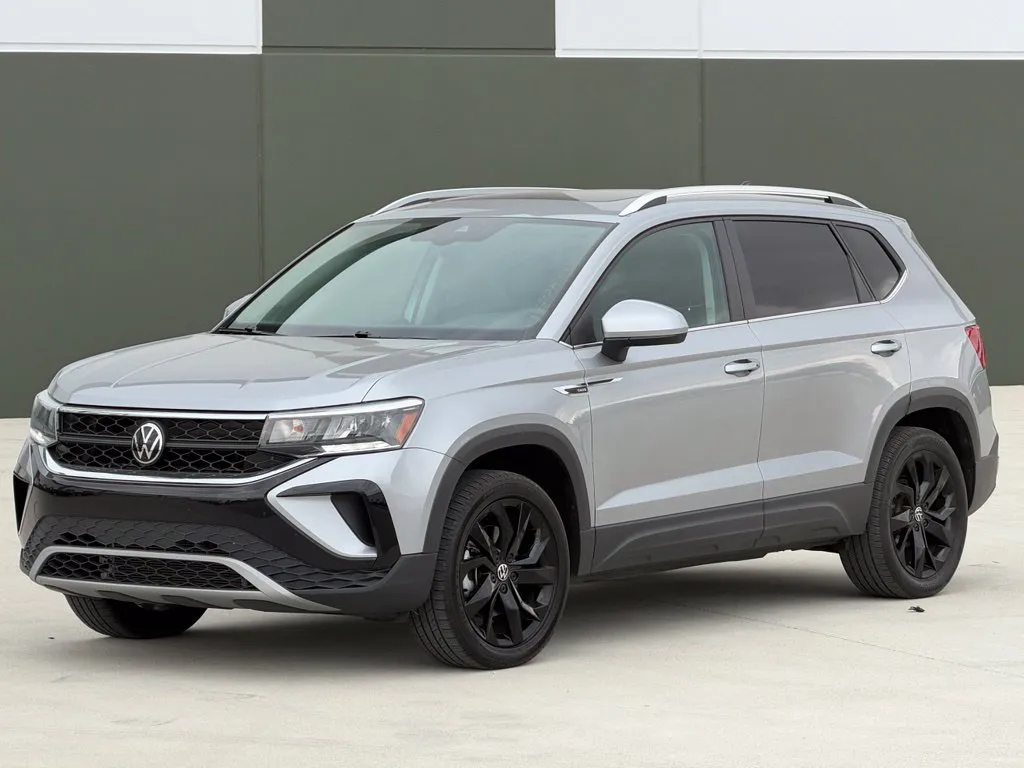 2023 Volkswagen Taos SE