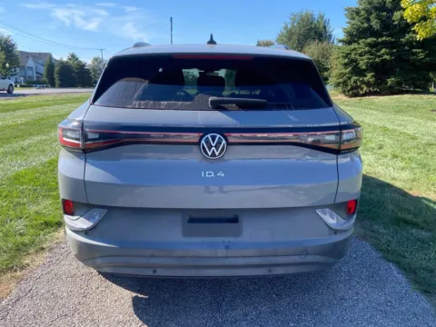 More photos of 2021 Volkswagen ID.4 Pro S at Noblesville Imports, IN