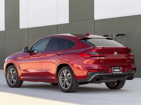 More photos of 2020 BMW X4 M40i at Noblesville Imports, IN